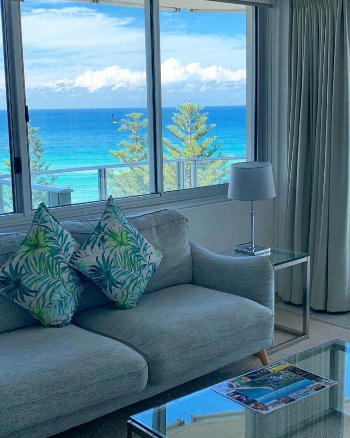 Pacific Regis Beachfront Holiday Apartments Gold Coast Dış mekan fotoğraf