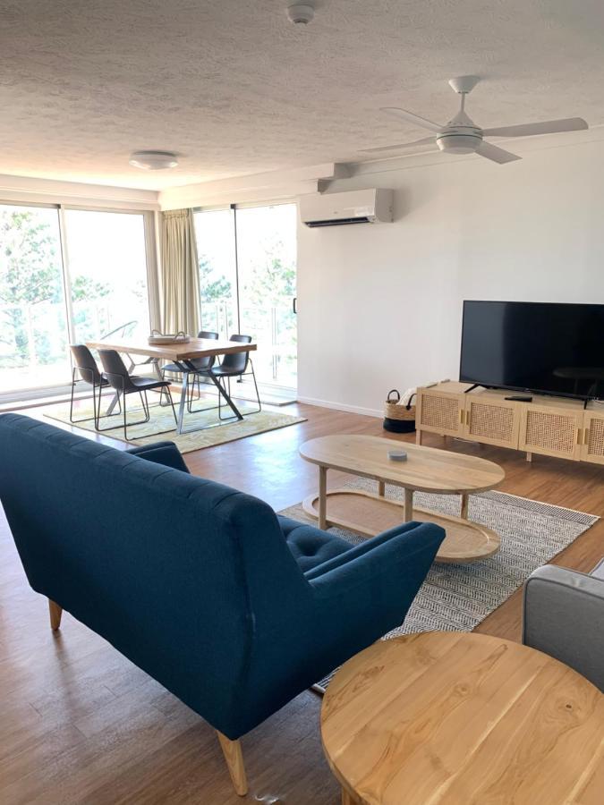 Pacific Regis Beachfront Holiday Apartments Gold Coast Dış mekan fotoğraf