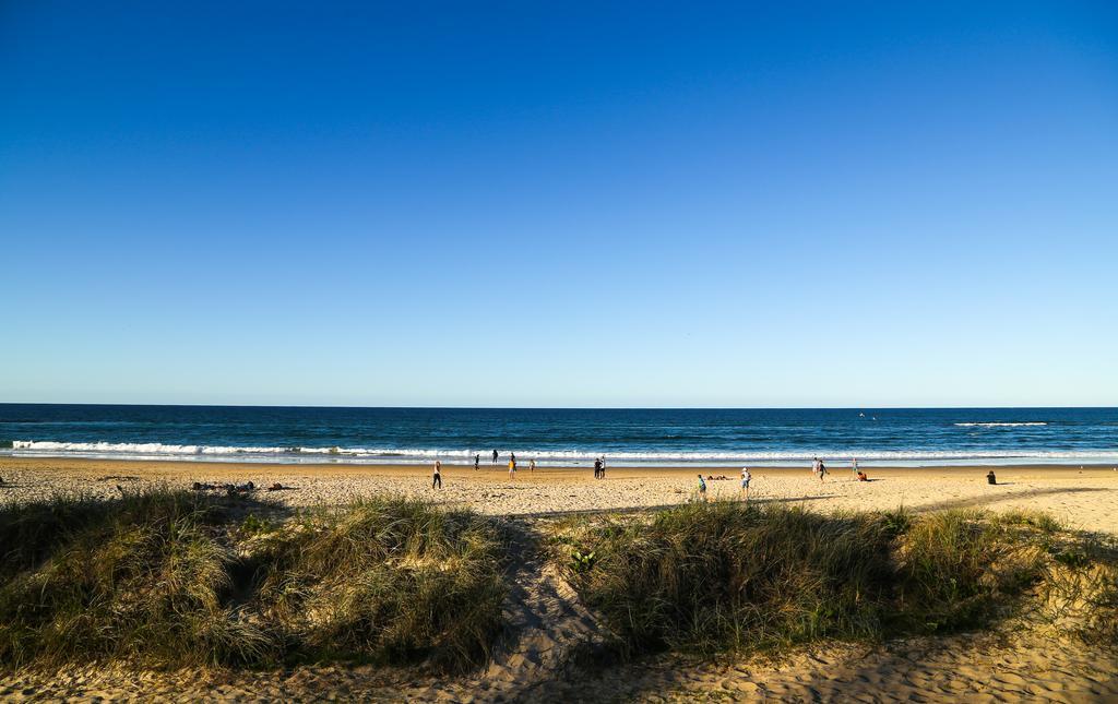 Pacific Regis Beachfront Holiday Apartments Gold Coast Dış mekan fotoğraf