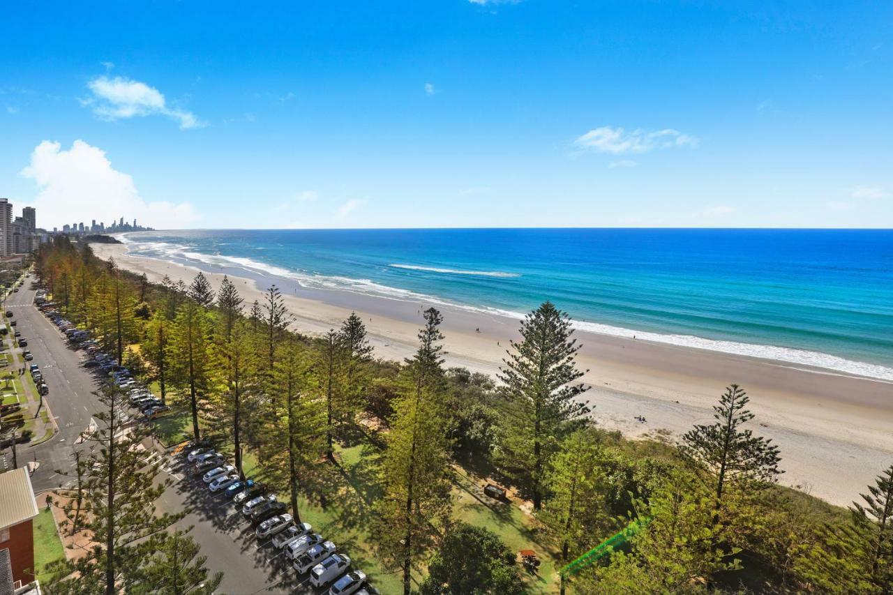 Pacific Regis Beachfront Holiday Apartments Gold Coast Dış mekan fotoğraf