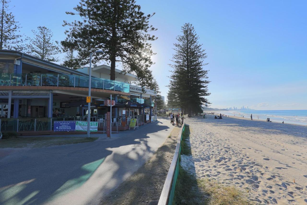 Pacific Regis Beachfront Holiday Apartments Gold Coast Dış mekan fotoğraf